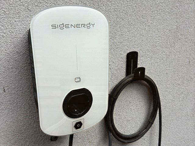 ev-charger-installers-7-sharpen-lighting-color