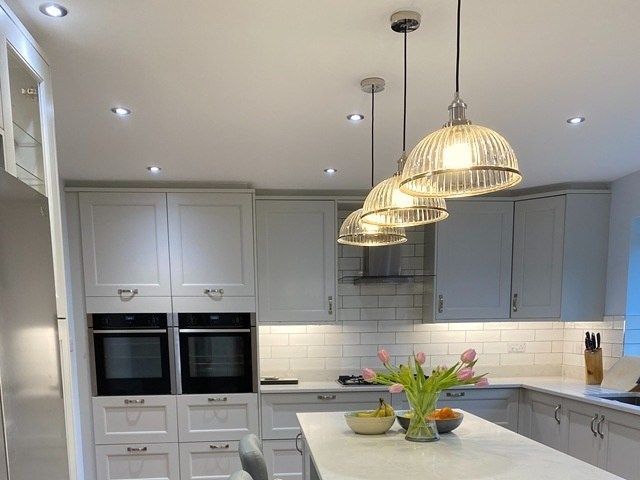 domestic-electrician-1-sharpen-lighting-color